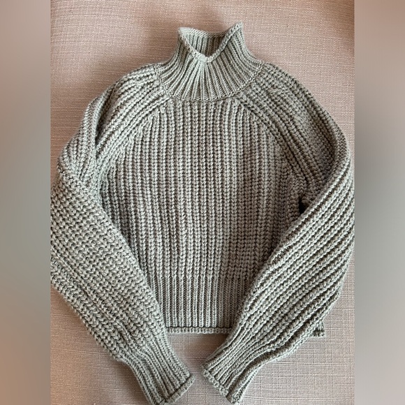 Chunky knit sweater combo - Picture 6 of 7